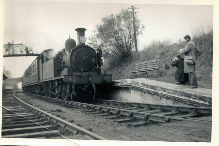 Wroxall-Train-Station