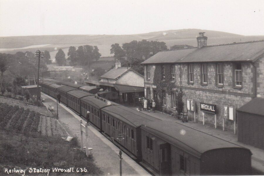 Wroxall-Train-Station-Number